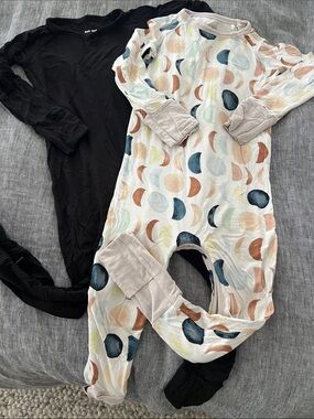 Little Sleepies Crescent Zippy Set